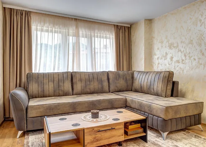 Rhodope Escape - Modern 1br With Balcony & Free Parking Apartment